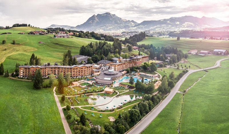 sonnenalp-hotelansicht