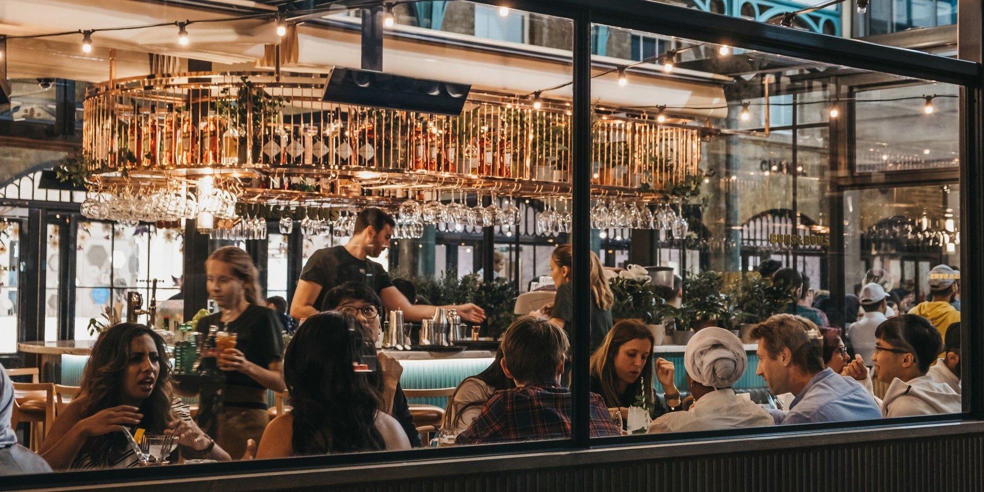 full-restaurant full-restaurant